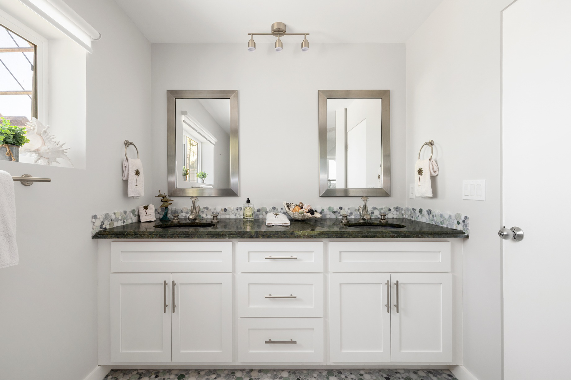 15 N Vista De Catalina, Laguna Beach, CA, USA – 24