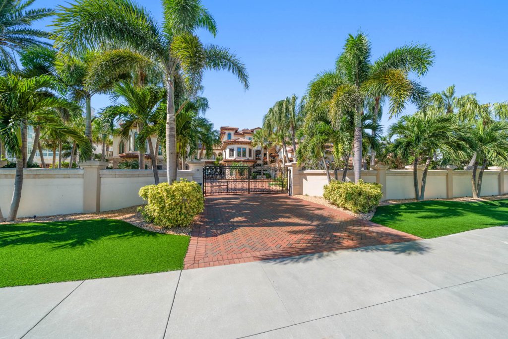 1700 Gulf Blvd, Belleair Shores, FL, USA - 2 1700 Gulf Blvd, Belleair Shores, FL, USA - 2