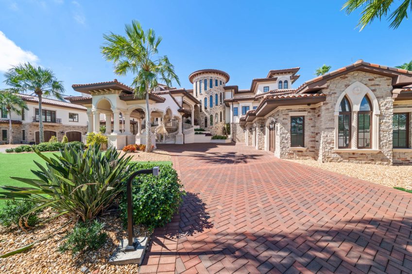 1700 Gulf Blvd, Belleair Shores, FL, USA - 95 1700 Gulf Blvd, Belleair Shores, FL, USA - 95