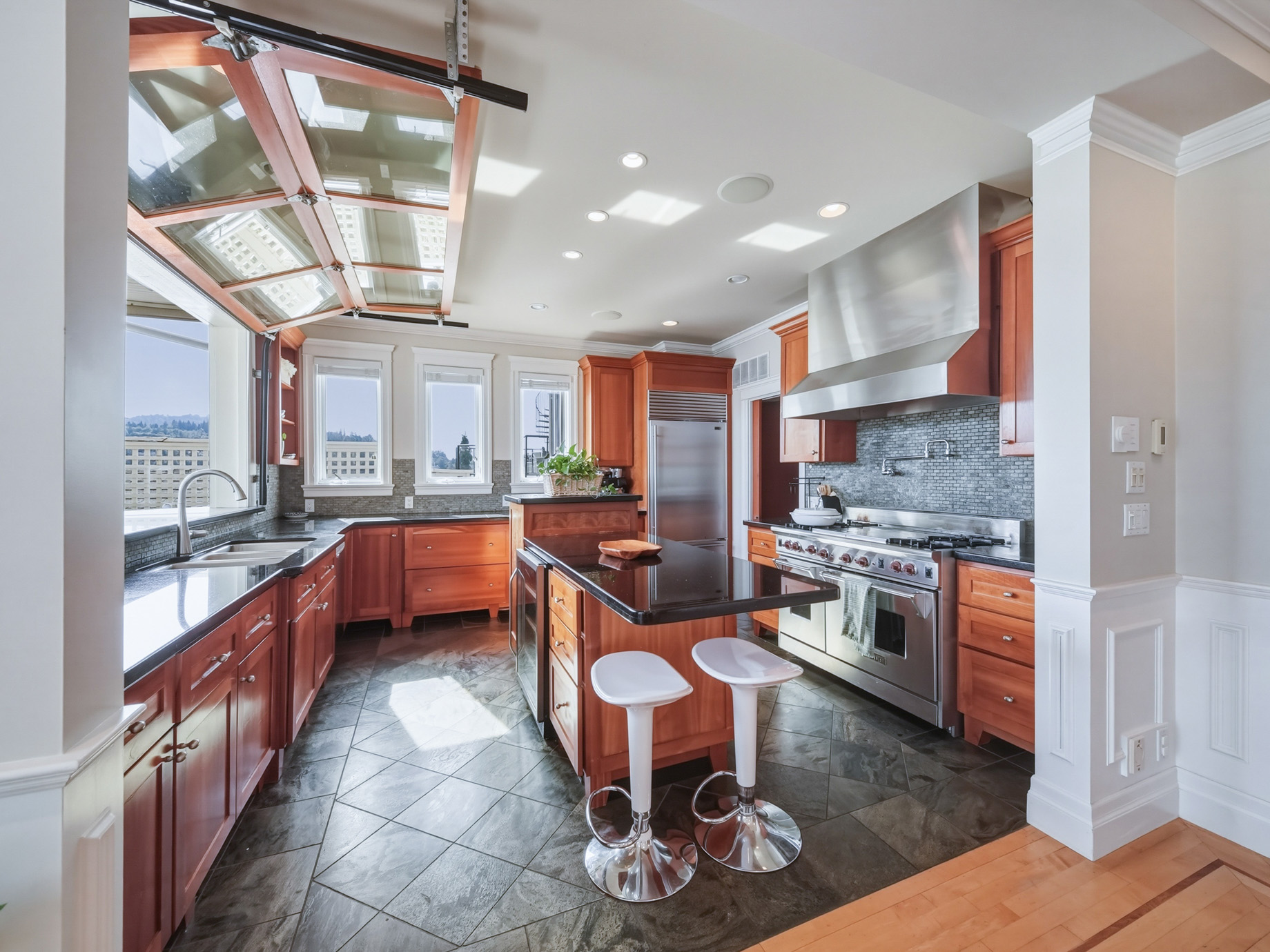 648 Alderside Road, Port Moody, BC, Canada – 31