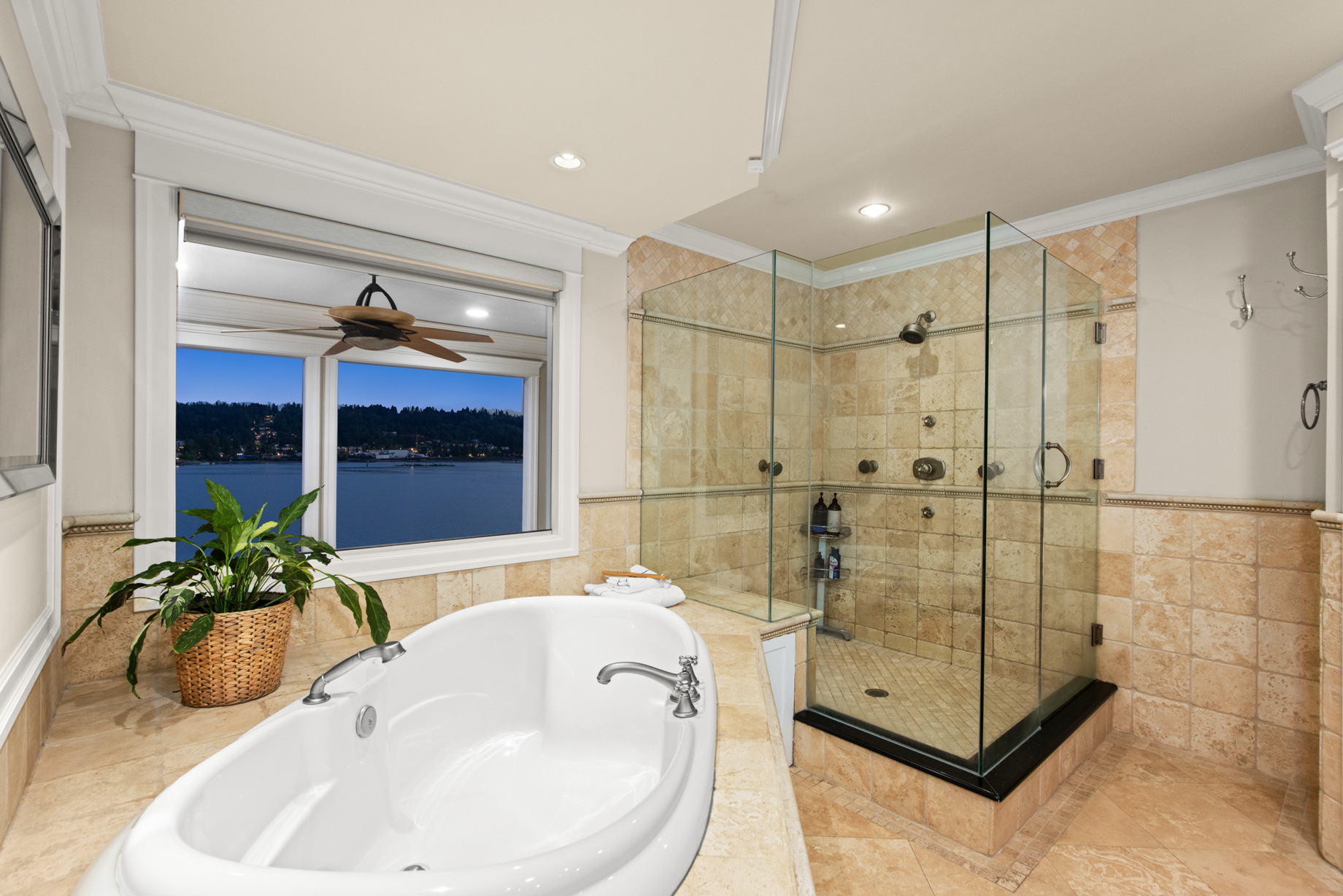 648 Alderside Road, Port Moody, BC, Canada – 97