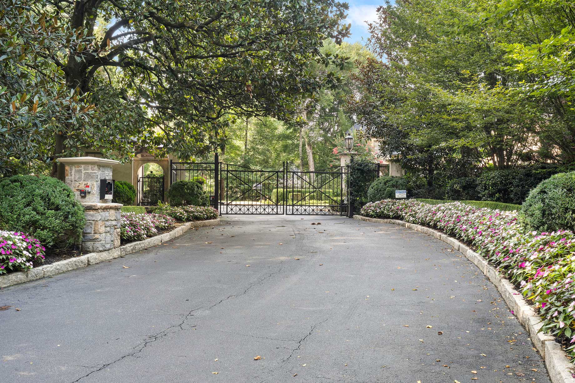 675 W Paces Ferry Rd NW #4, Atlanta, GA, USA – 2