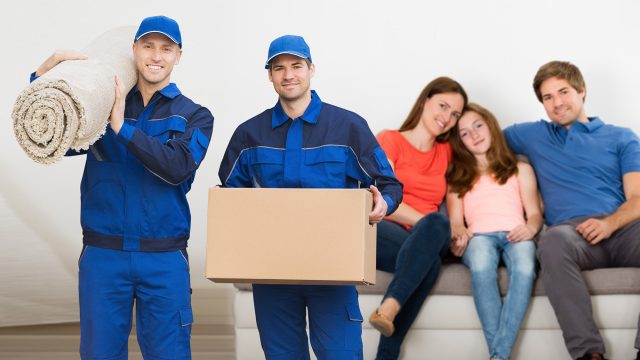 Professional Movers Tasked by a Family