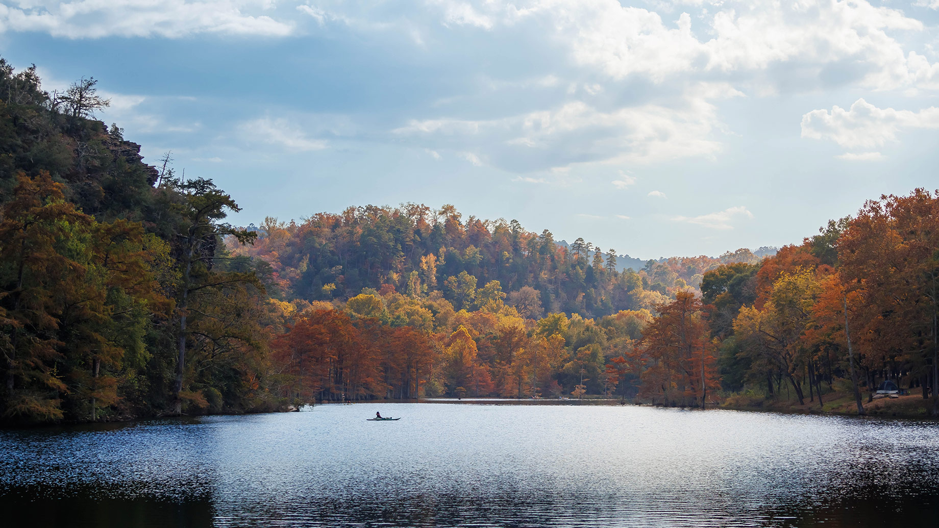 Serene Autumn Lake in Broken Bow, Oklahoma, with Vibrant Trees