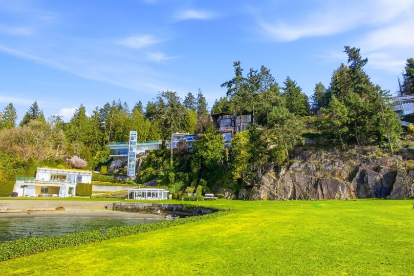 The Laxton Estate - 5210 Marine Drive, West Vancouver, BC, Canada - 15 The Laxton Estate - 5210 Marine Drive, West Vancouver, BC, Canada - 15
