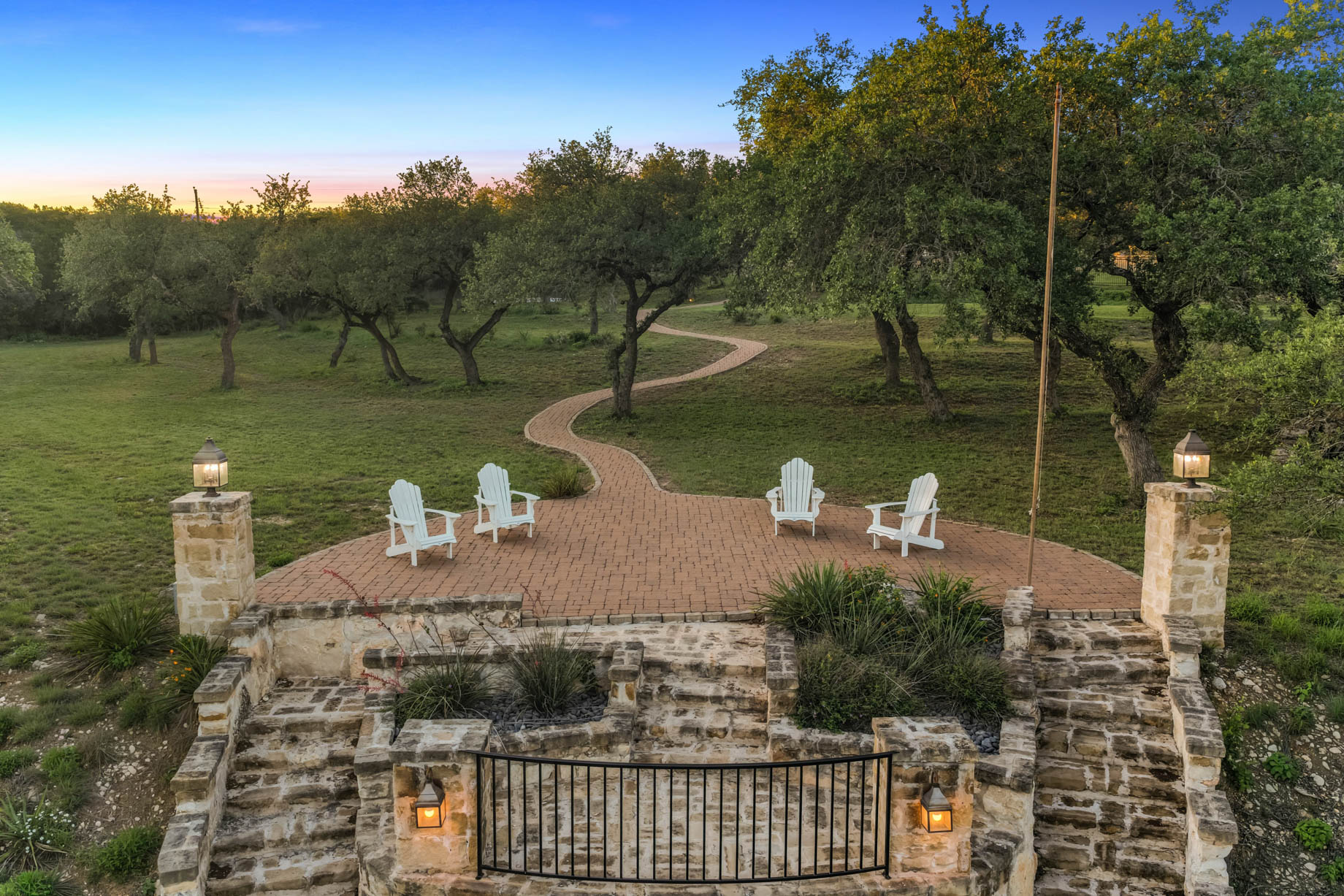 Villa Sul Lago – 15201 Fm 2769, Volente, TX, USA – 92