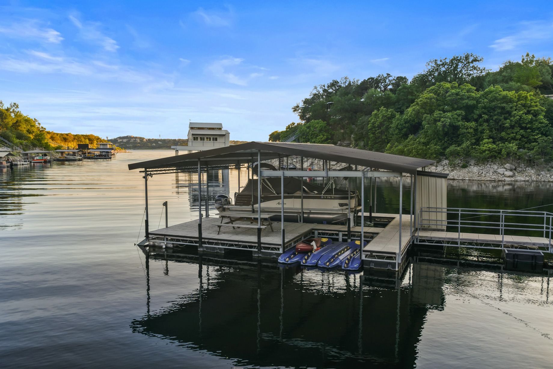 Villa Sul Lago – 15201 Fm 2769, Volente, TX, USA – 94