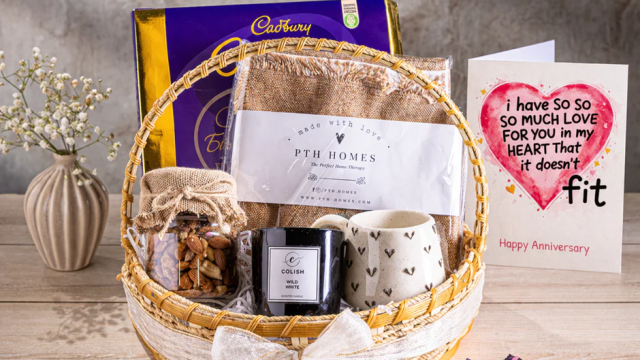 Celebrating from Afar: How to Send a Beautiful London Hamper to Friends and Family
