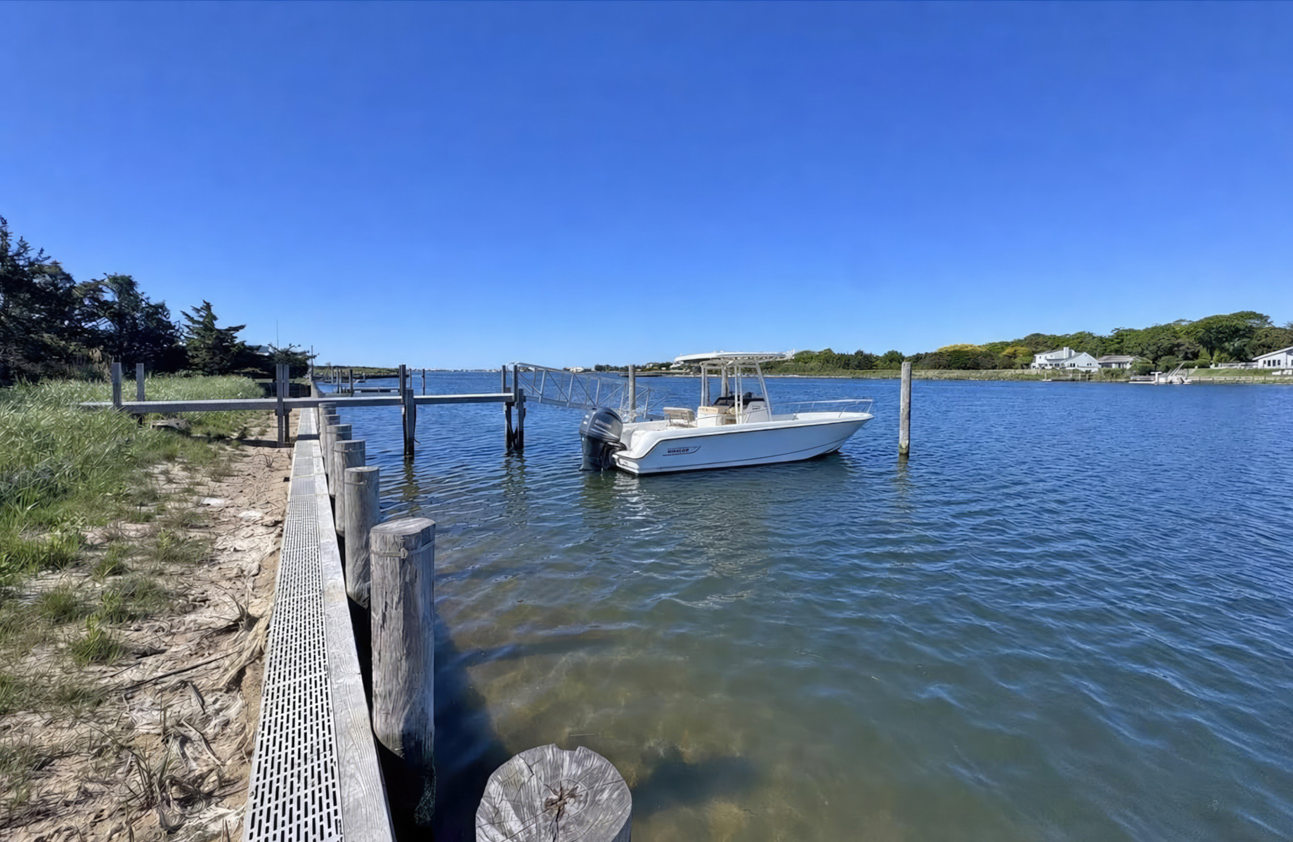 11 Pine Tree Lane, Westhampton, NY, USA – 7