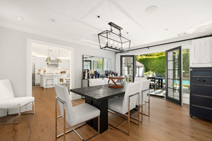 1960 Coldwater Canyon Dr, Beverly Hills, CA, USA - 13
