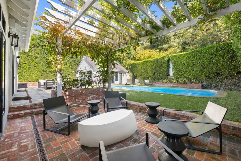 1960 Coldwater Canyon Dr, Beverly Hills, CA, USA - 32