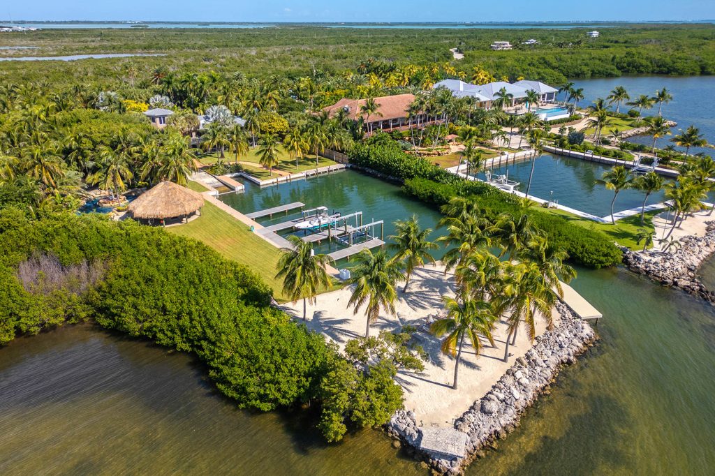 Blue Water Lagoon Estate - 16750 Old State Rd 4a, Sugarloaf Key, FL, USA - 10