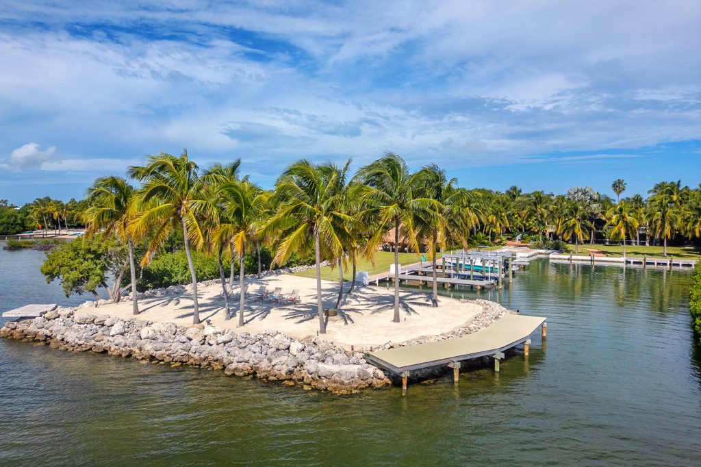 Blue Water Lagoon Estate - 16750 Old State Rd 4a, Sugarloaf Key, FL, USA - 14