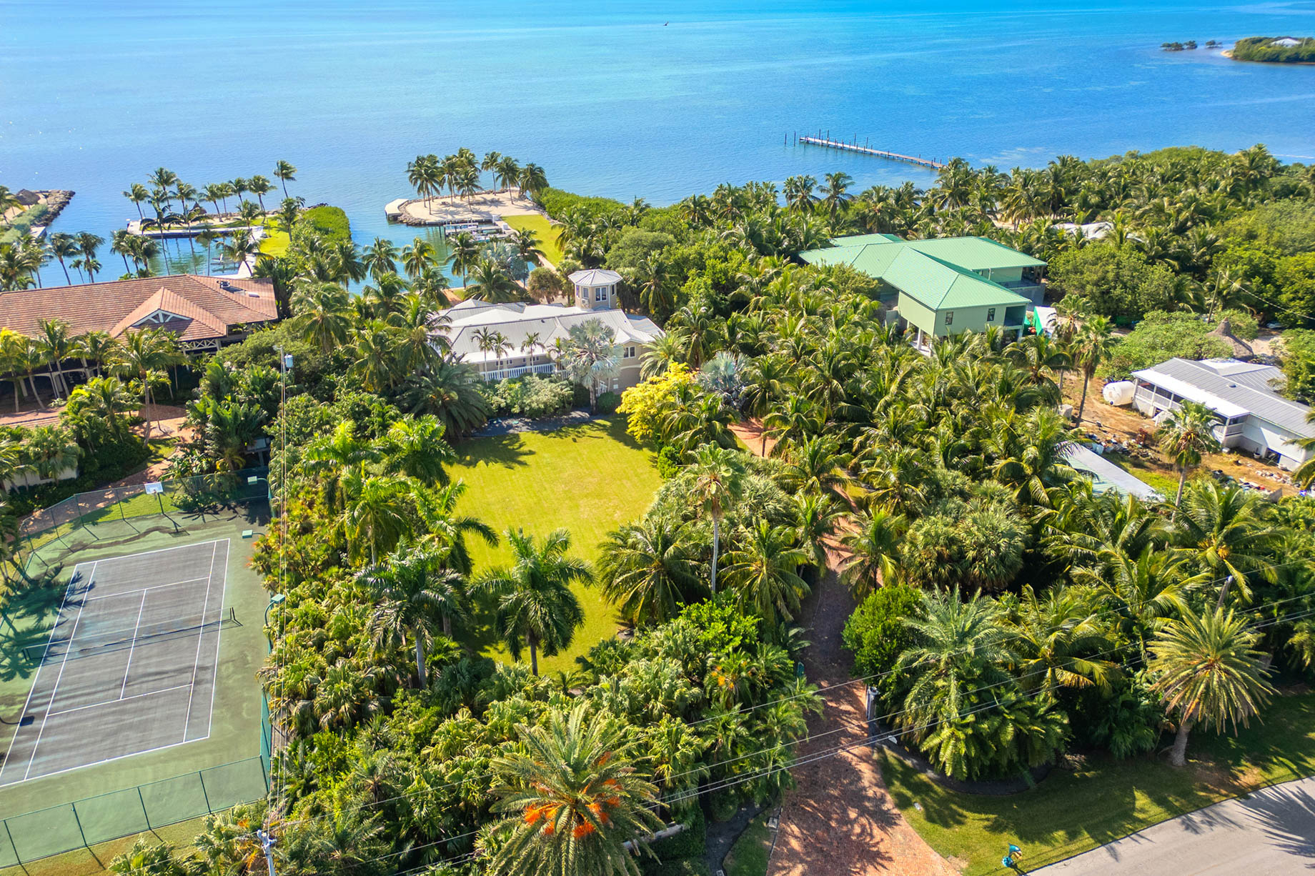 Blue Water Lagoon Estate – 16750 Old State Rd 4a, Sugarloaf Key, FL, USA – 27