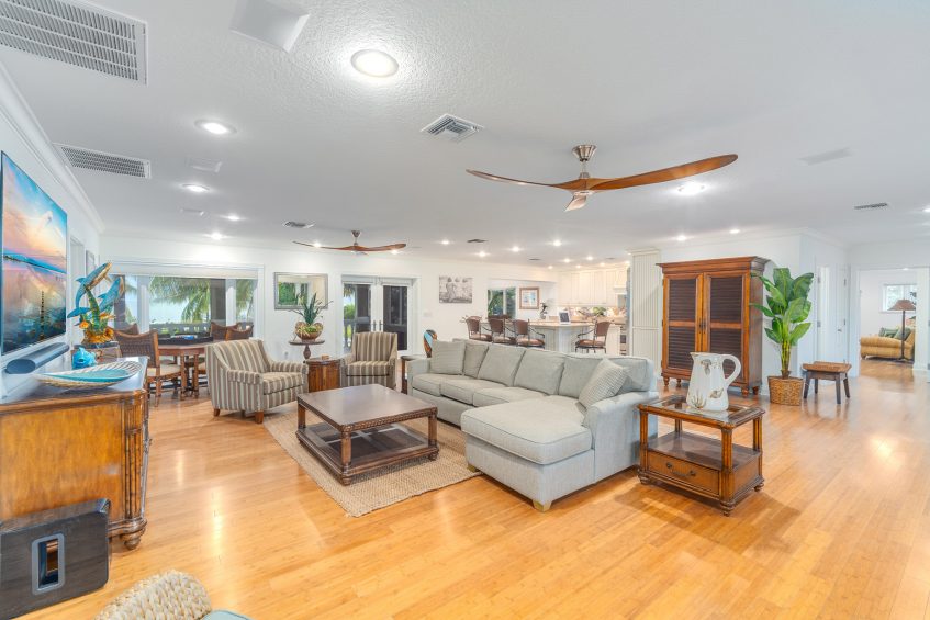 Blue Water Lagoon Estate - 16750 Old State Rd 4a, Sugarloaf Key, FL, USA - 39