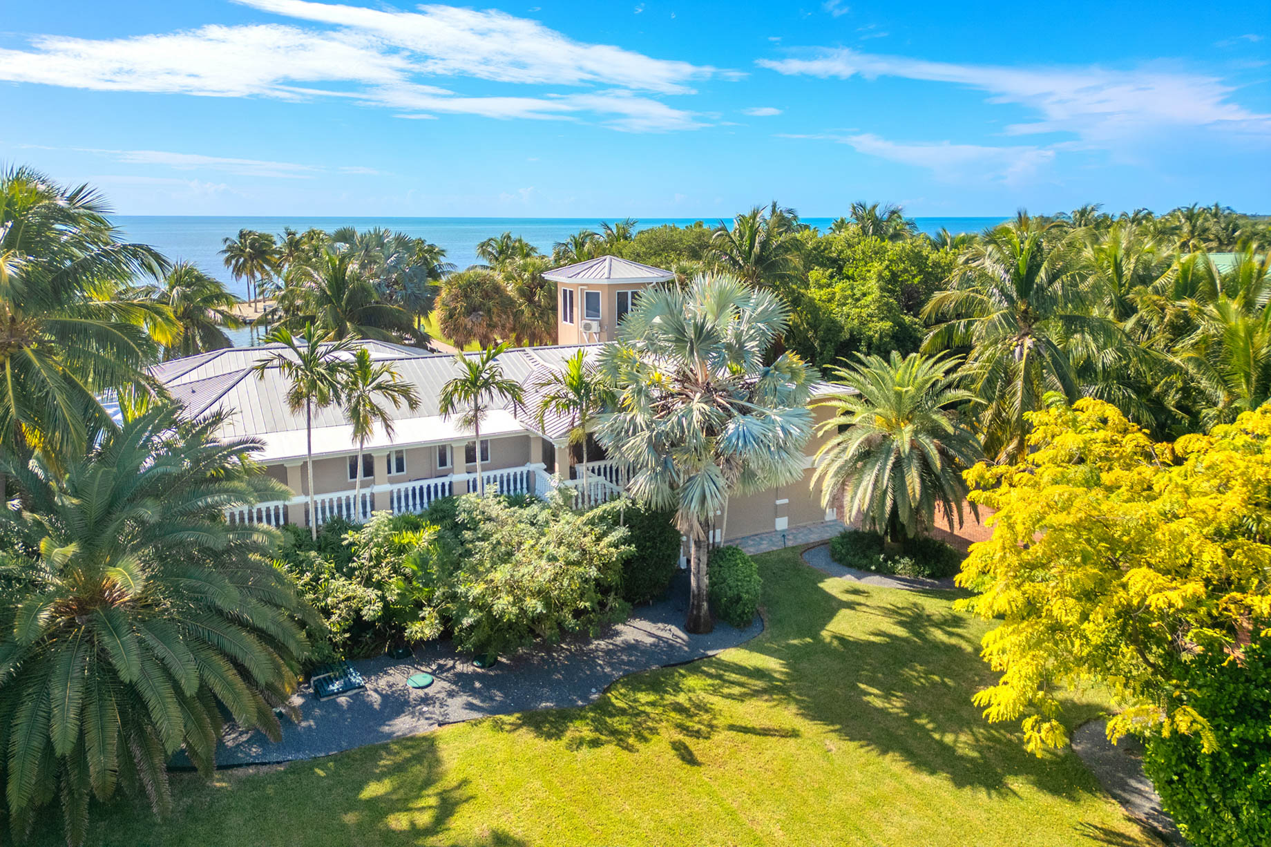 Blue Water Lagoon Estate – 16750 Old State Rd 4a, Sugarloaf Key, FL, USA – 5