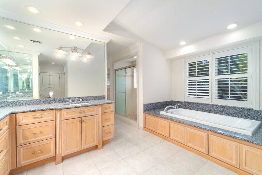 Blue Water Lagoon Estate - 16750 Old State Rd 4a, Sugarloaf Key, FL, USA - 55