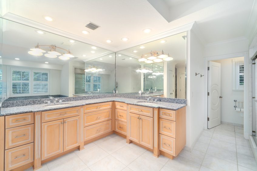 Blue Water Lagoon Estate - 16750 Old State Rd 4a, Sugarloaf Key, FL, USA - 56