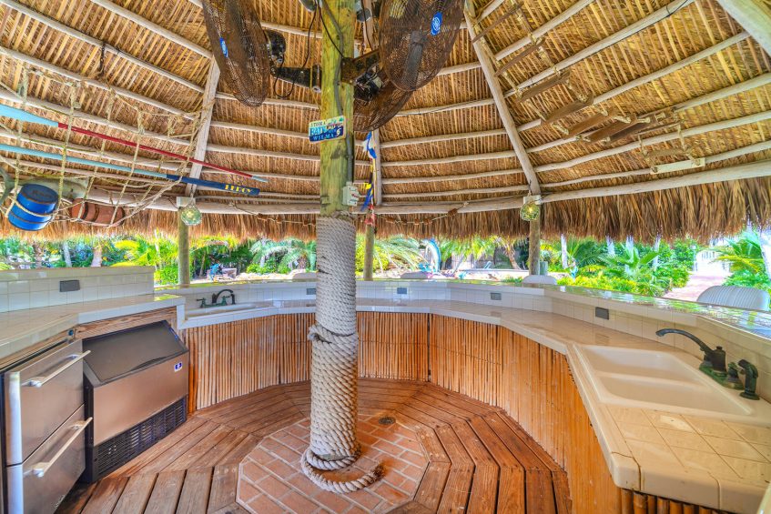 Blue Water Lagoon Estate - 16750 Old State Rd 4a, Sugarloaf Key, FL, USA - 97